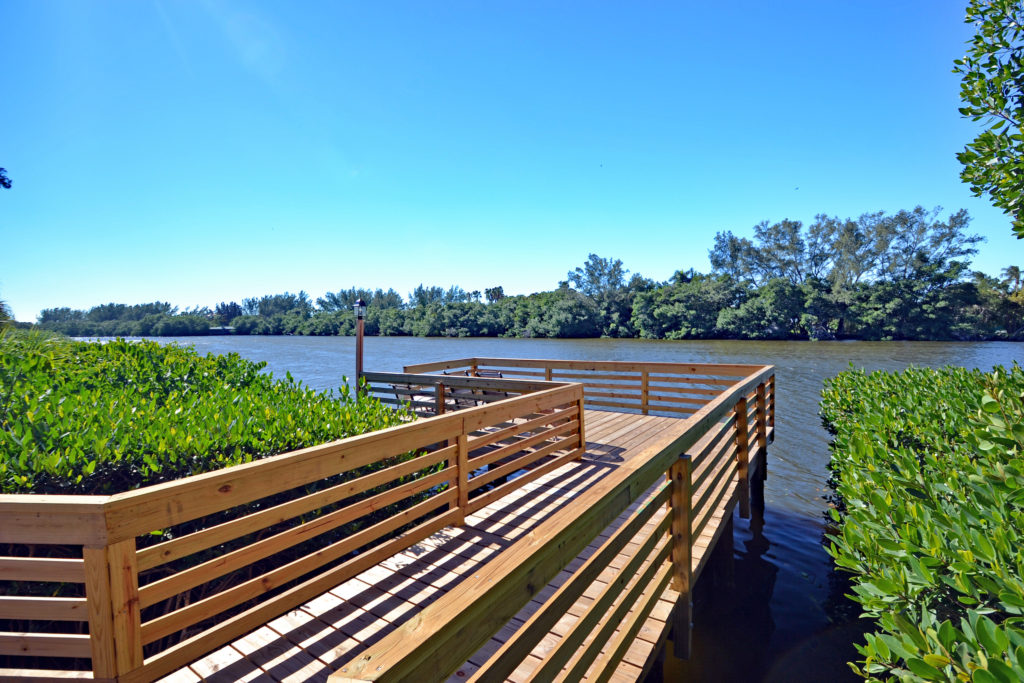 Siesta Heron Vacation Rentals | 7-Unit Compound in Siesta Key, FL